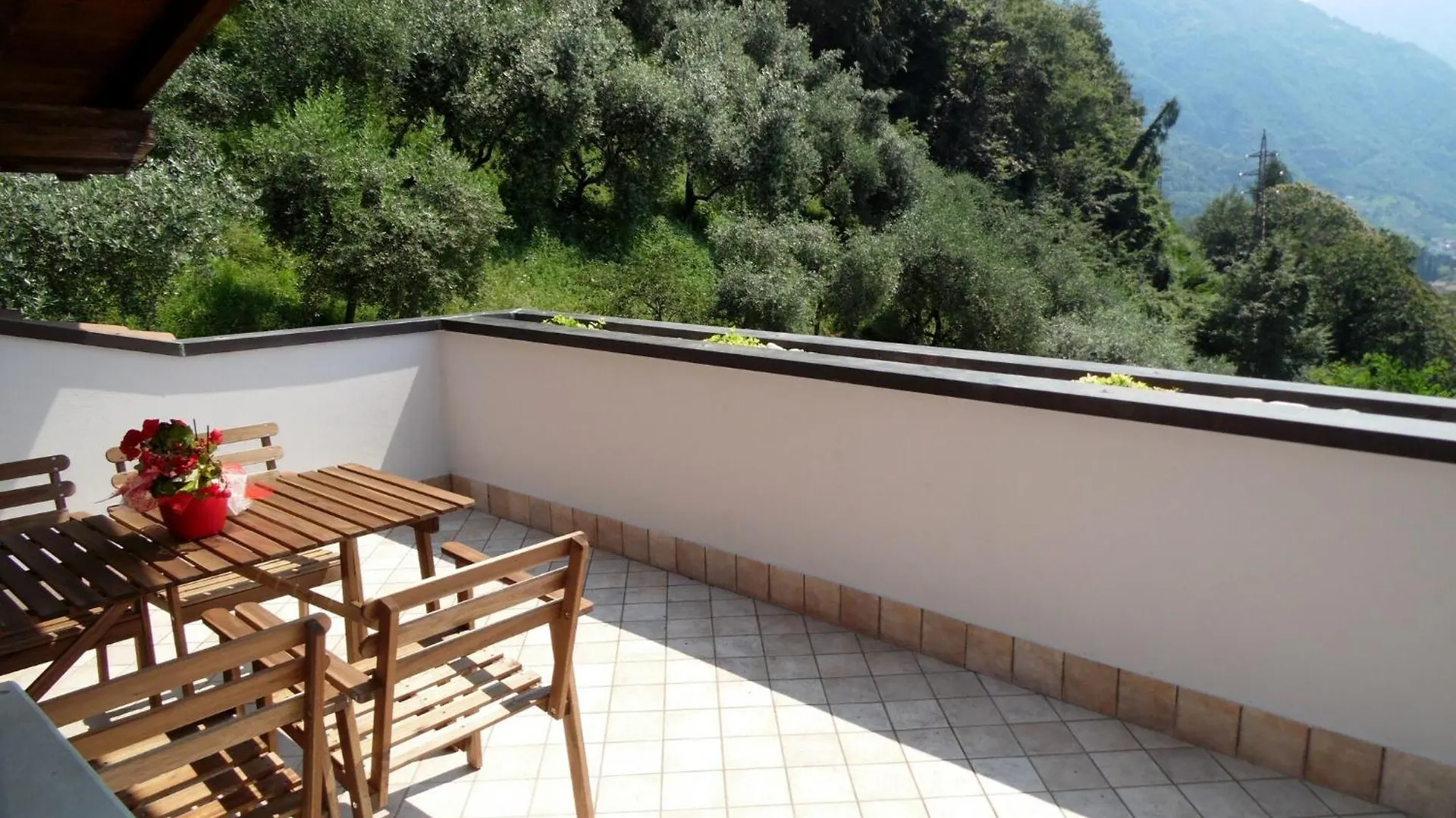 Apartment Villa In Pisogne With Pool Garden And Lake View